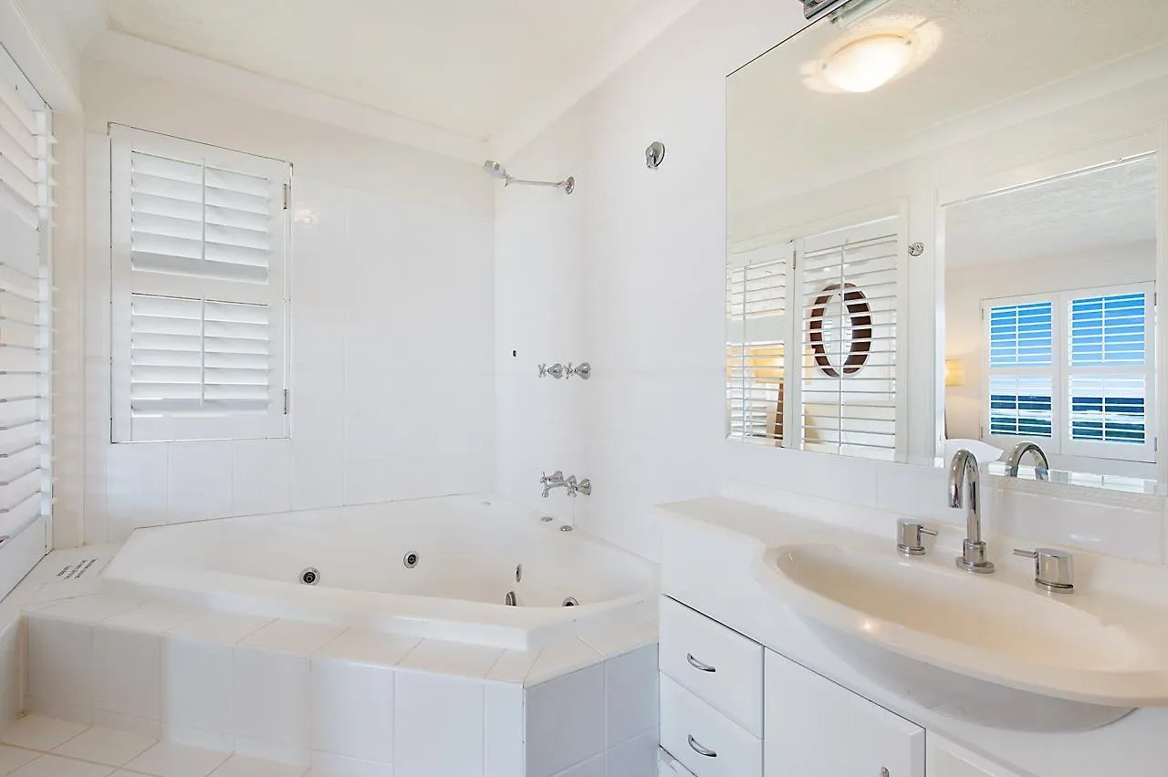Palm Beach Beachfront Townhouse Tweed Heads Australia